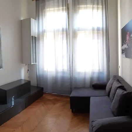 Apartment Americka 25, 2 Vinohrady *